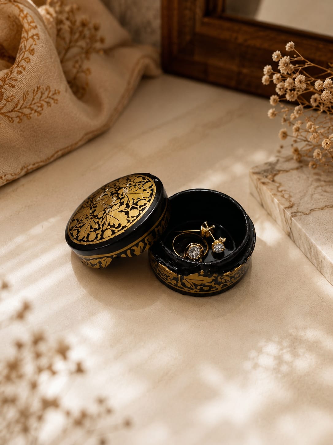 Kashmir Paper Mache Trinket Box | Handmade | 2 Inch |