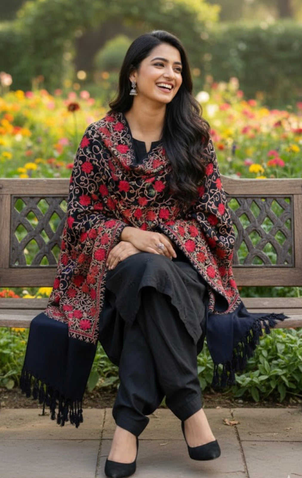 Black Floral Multi Embroidered | Kashmiri Aari Embroidered Ladies Stole