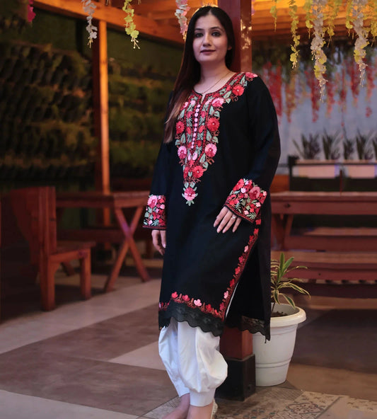 Premium Embroidered Ladies Pheran | Black Colored | Colorful Aari Emroidery | Fine Wool