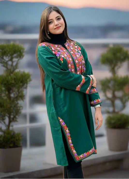 Fine Woolen Ladies Phiran | Forest Green | Embroidered | With Pockets