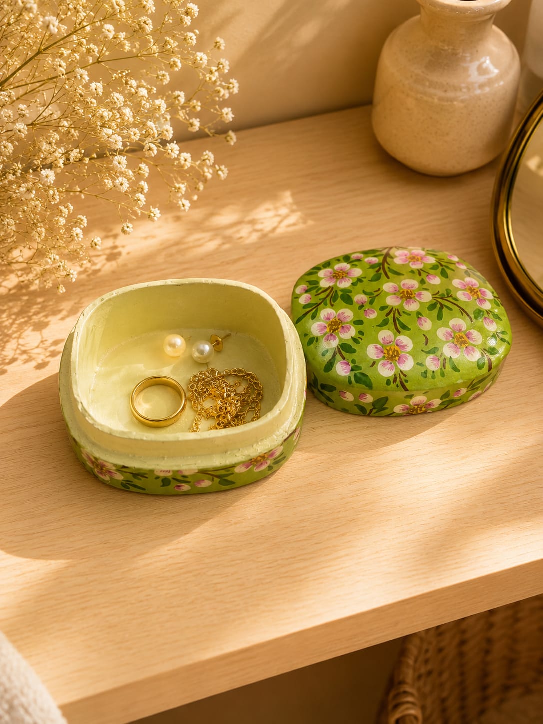Kashmiri Paper Mache Trinket Box | Handmade | 3 Inch