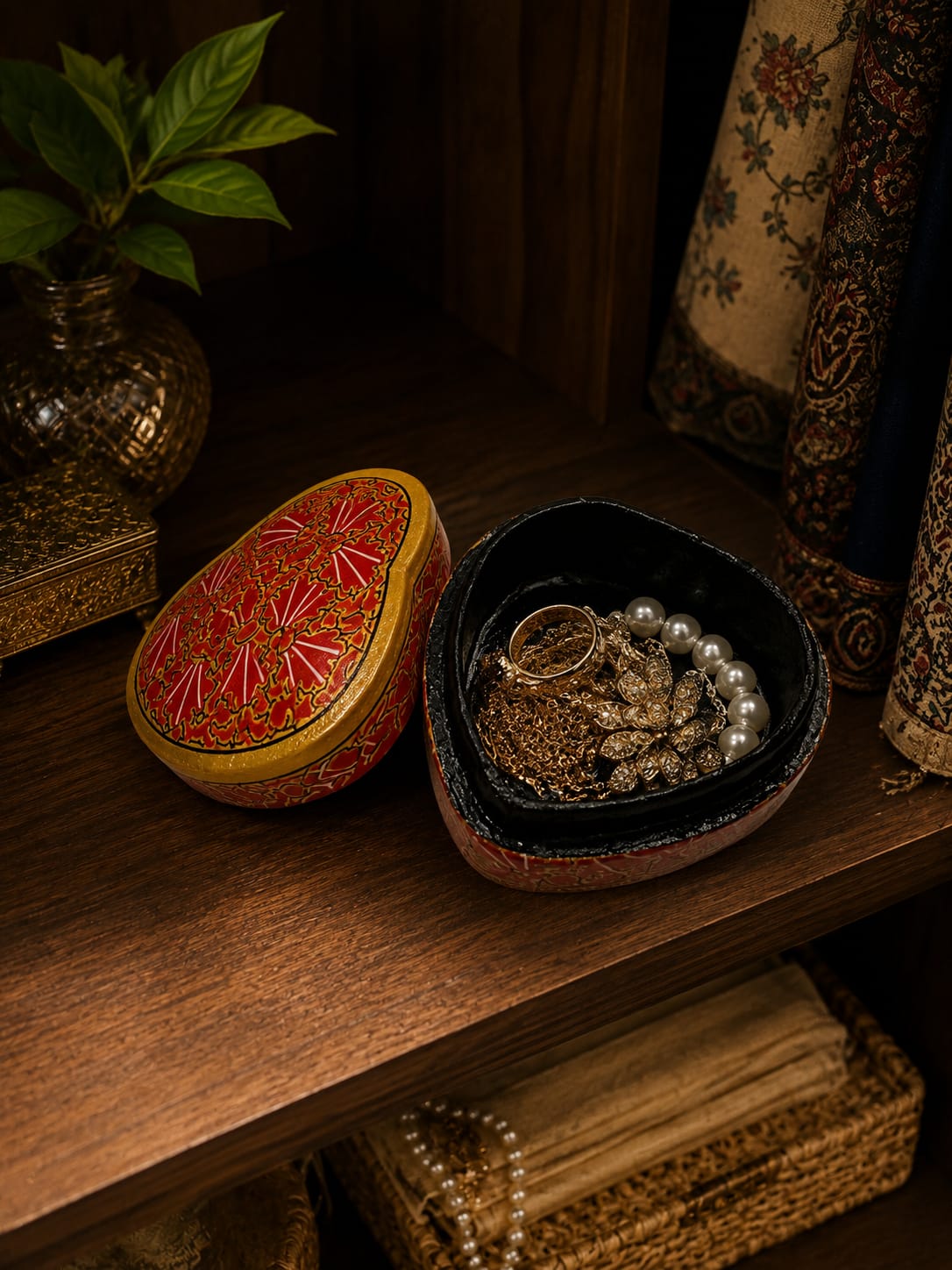 Kashmiri Paper Mache Trinket Box | Handmade | 3 Inch