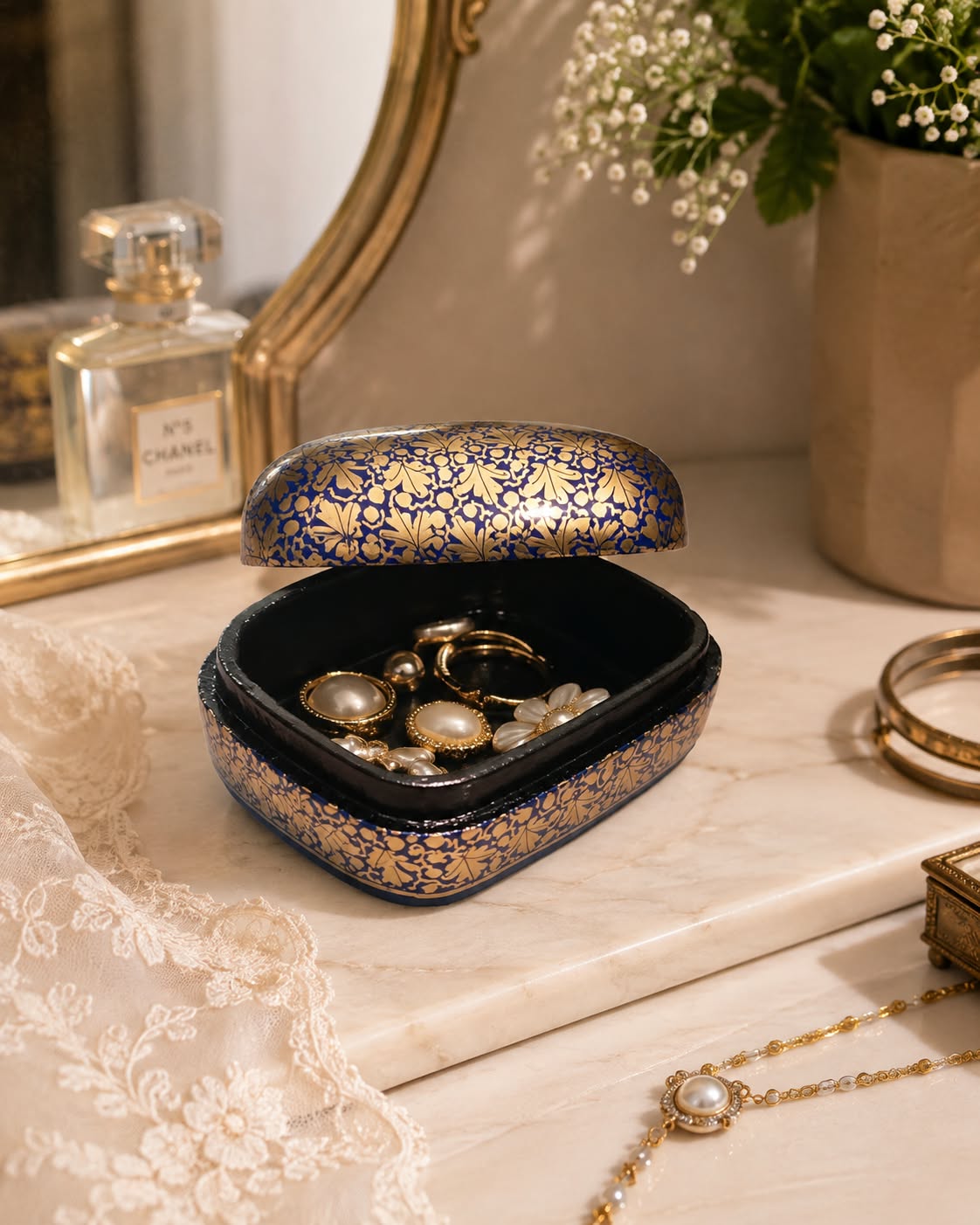 Handcrafted Kashmiri Paper Mache Trinket Box