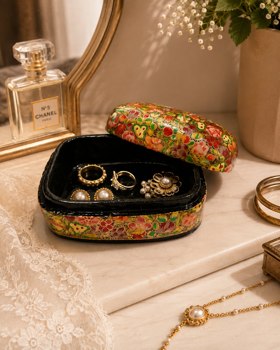 Handcrafted Kashmiri Paper Mache Trinket Box