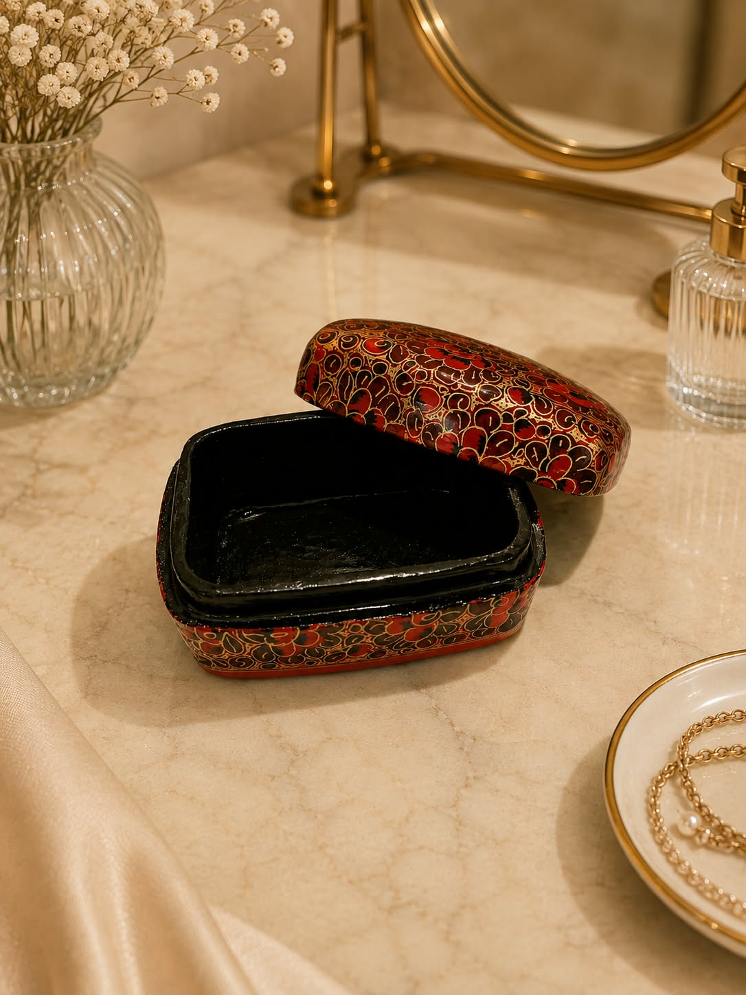 Handcrafted Kashmiri Paper Mache Trinket Box