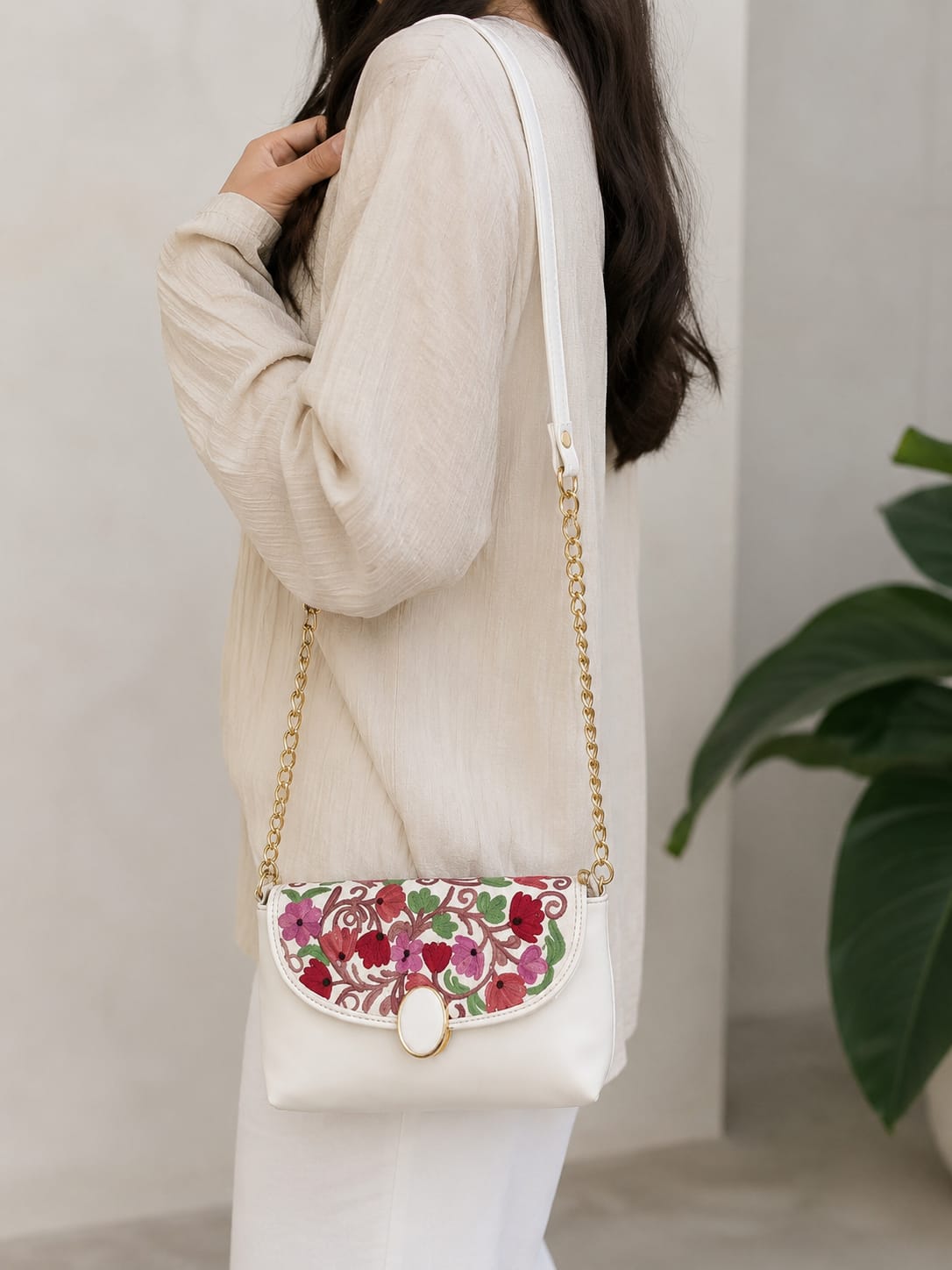 Elegant White Kashmiri Embroidered Sling Bag | Crossbody Purse for Women